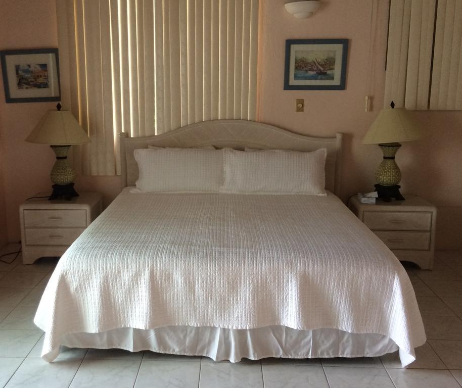 Fort Burt Hotel Road Town  Room photo